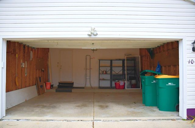 1040 Heritage Drive, Saline, MI 48176