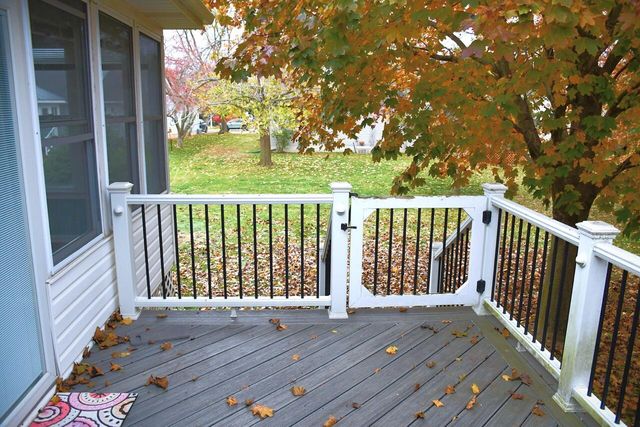 1040 Heritage Drive, Saline, MI 48176