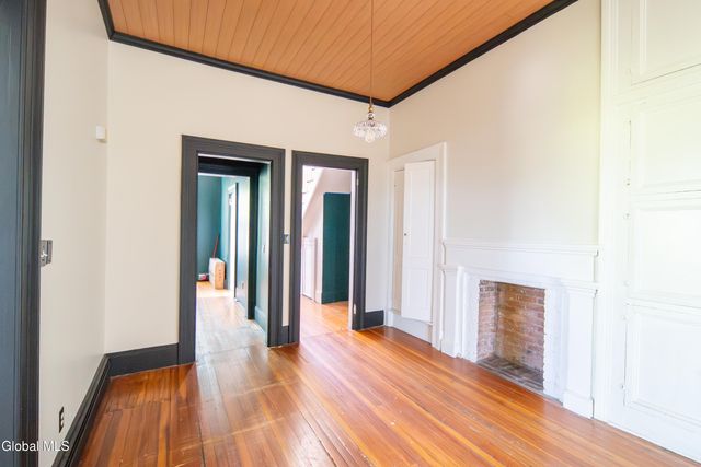 140 Grand Street, Albany, NY 12202