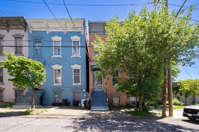 140 Grand Street, Albany, NY 12202
