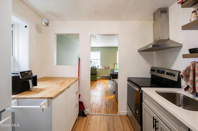 140 Grand Street, Albany, NY 12202