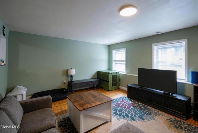 140 Grand Street, Albany, NY 12202