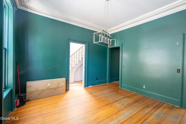 140 Grand Street, Albany, NY 12202