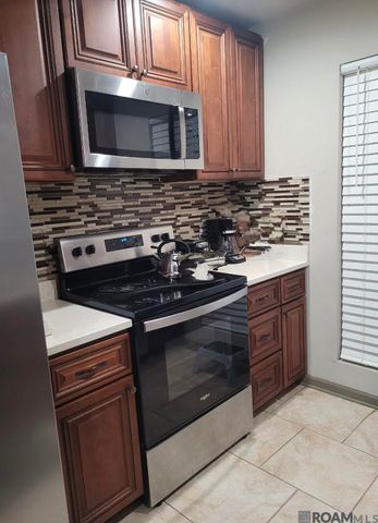 6855 Dalark Dr, Baton Rouge, LA 70812