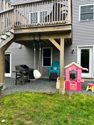 55 Plymouth Street 15, Whitman, MA 02382