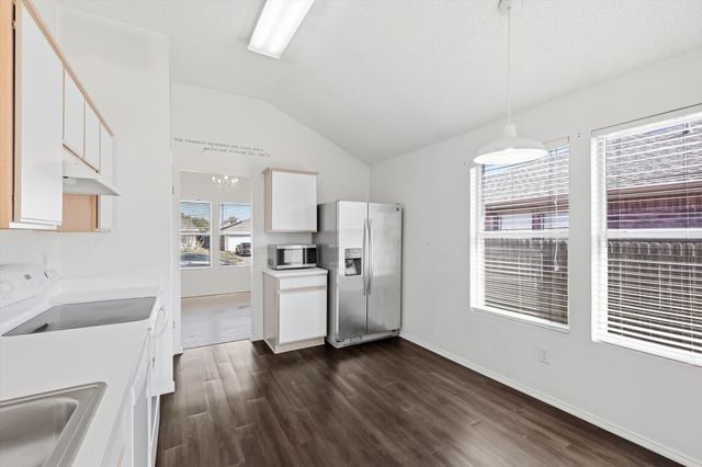 804 Castlewick Court, Arlington, TX 76018