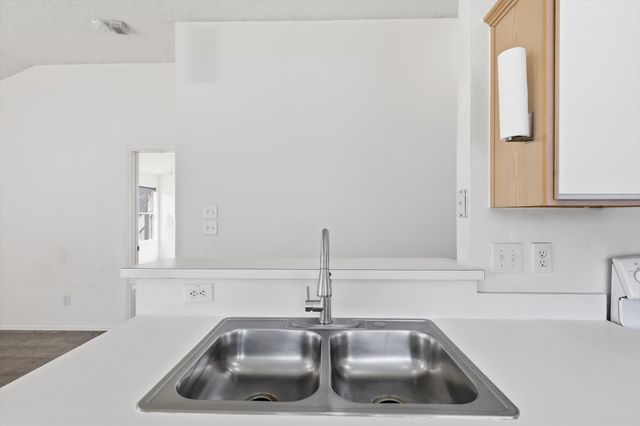 804 Castlewick Court, Arlington, TX 76018