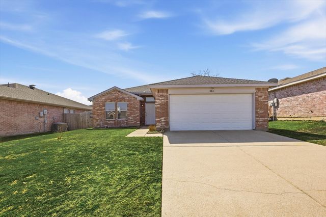 804 Castlewick Court, Arlington, TX 76018