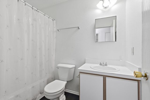 804 Castlewick Court, Arlington, TX 76018