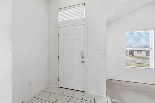 804 Castlewick Court, Arlington, TX 76018