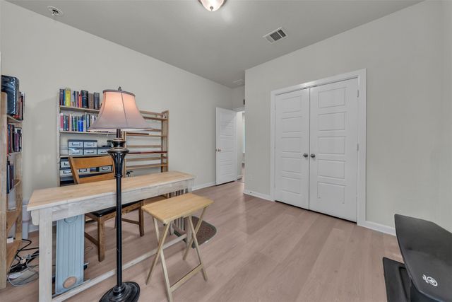 639 Congressional Avenue, Red Oak, TX 75154