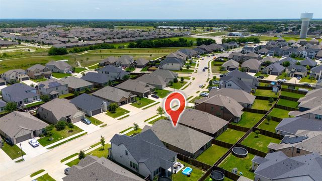 639 Congressional Avenue, Red Oak, TX 75154
