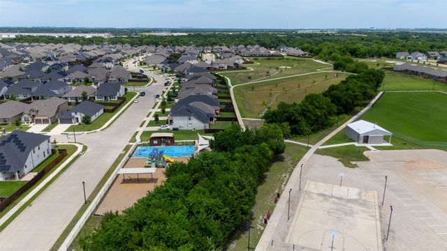 639 Congressional Avenue, Red Oak, TX 75154