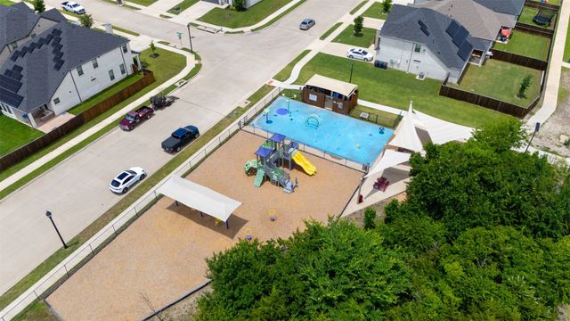 639 Congressional Avenue, Red Oak, TX 75154