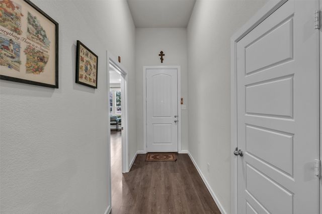 639 Congressional Avenue, Red Oak, TX 75154