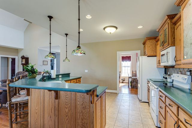 420 Shangri La, Woodbury, TN 37190