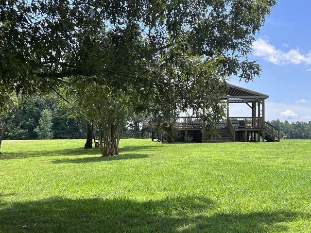420 Shangri La, Woodbury, TN 37190