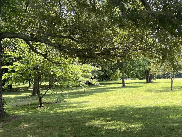 420 Shangri La, Woodbury, TN 37190
