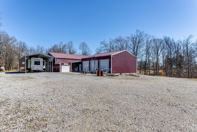420 Shangri La, Woodbury, TN 37190