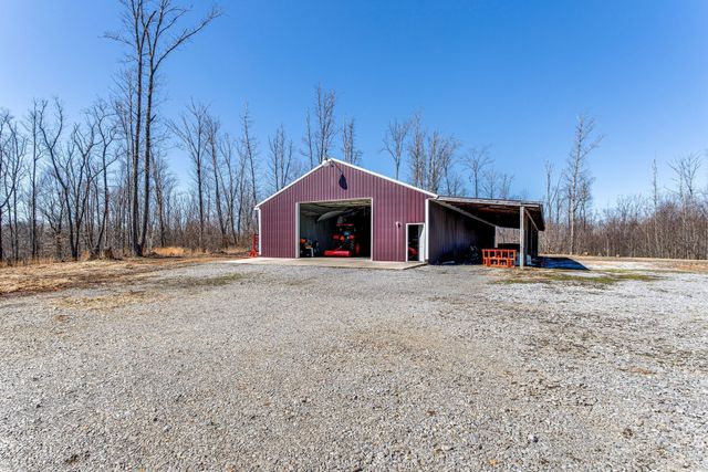 420 Shangri La, Woodbury, TN 37190