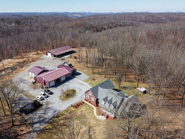 420 Shangri La, Woodbury, TN 37190