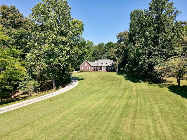 420 Shangri La, Woodbury, TN 37190