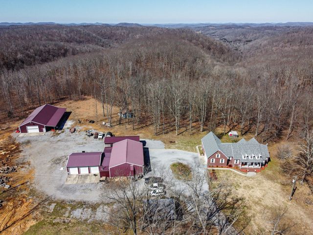 420 Shangri La, Woodbury, TN 37190