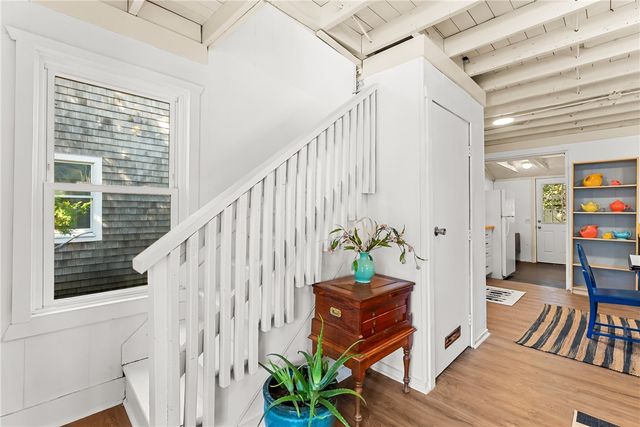 31 Blanding Avenue, Barrington, RI 02806