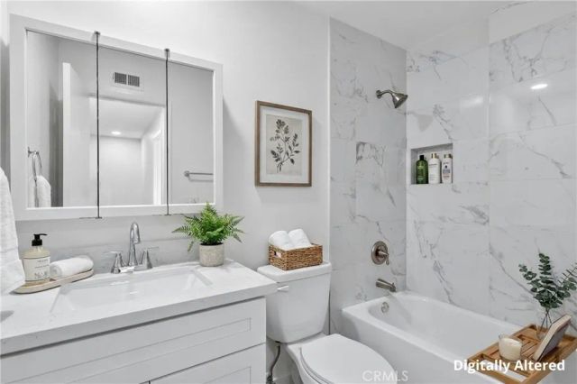 160 Greentree 2, La Habra, CA 90631