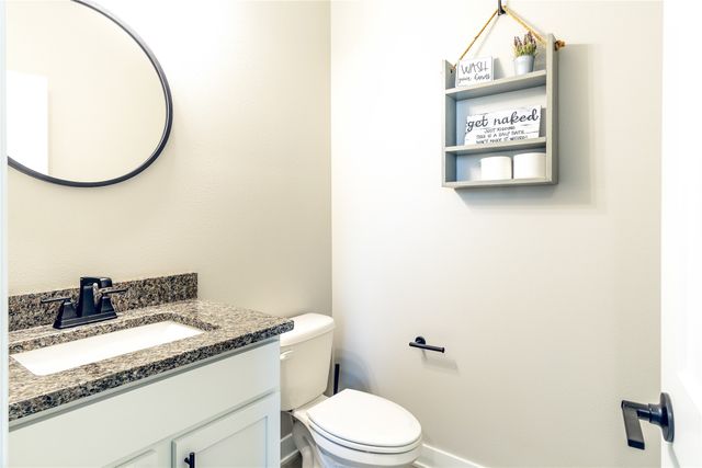 2602 E 48th Street, Des Moines, IA 50317