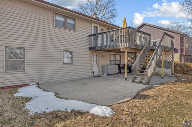 2224 SW Alameda CT, Topeka, KS 66614