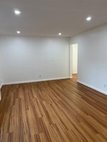 216-17 48th Avenue 2B, Bayside, NY 11361