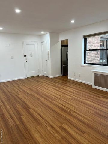 216-17 48th Avenue 2B, Bayside, NY 11361