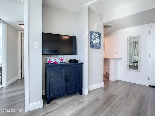 2625 S Atlantic Ave Apt 7SW, Daytona Beach Shores, FL 32118