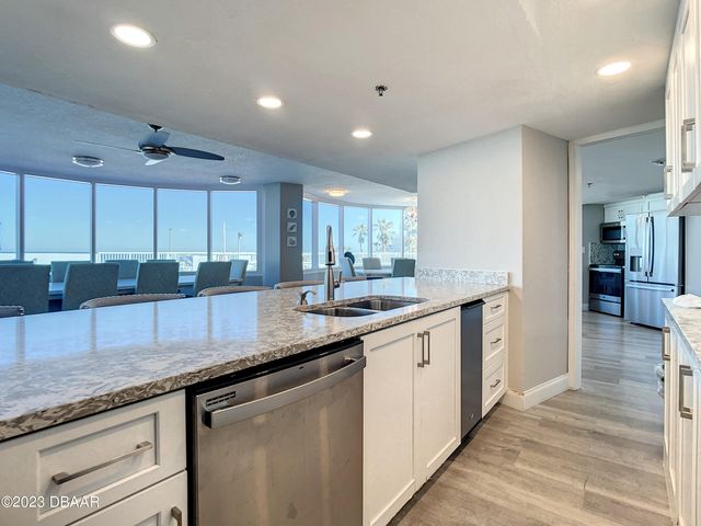 2625 S Atlantic Ave Apt 7SW, Daytona Beach Shores, FL 32118