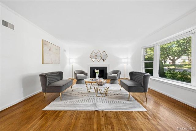 193 Rogers Drive, Scarsdale, NY 10583