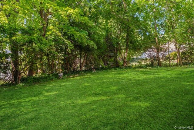 193 Rogers Drive, Scarsdale, NY 10583