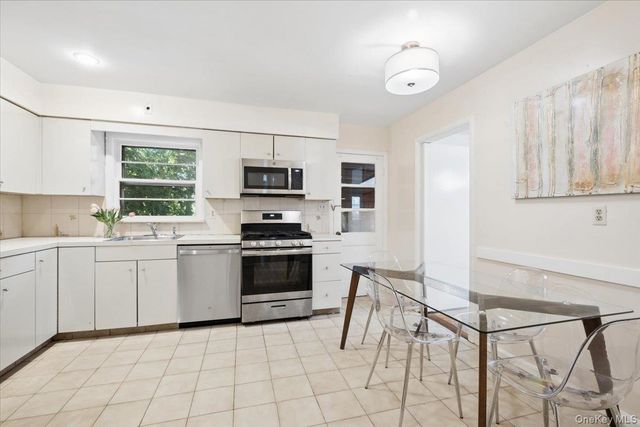 193 Rogers Drive, Scarsdale, NY 10583