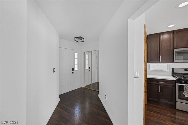 8208 Ogee Drive, Las Vegas, NV 89145