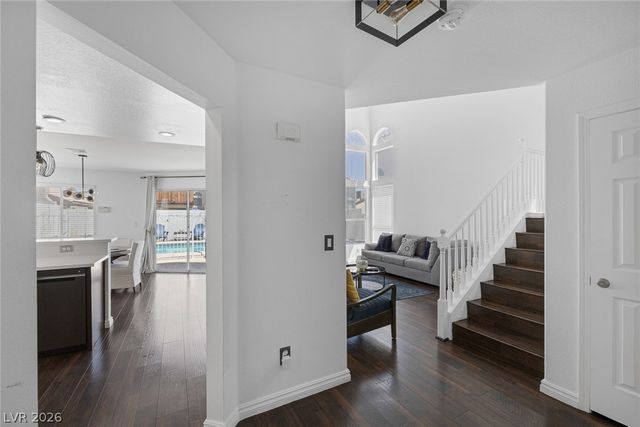 8208 Ogee Drive, Las Vegas, NV 89145