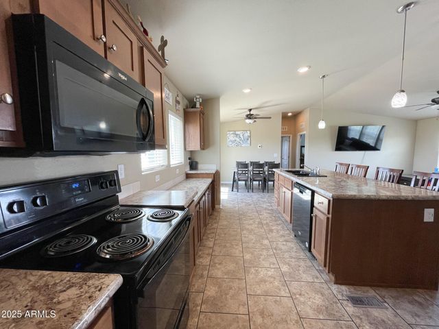 7225 E TROTTIN DOWN Road, Prescott Valley, AZ 86315