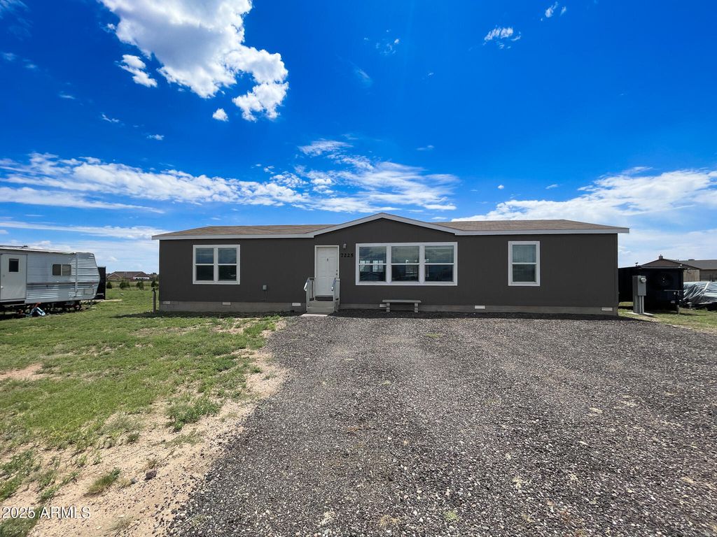 7225 E TROTTIN DOWN Road, Prescott Valley, AZ 86315