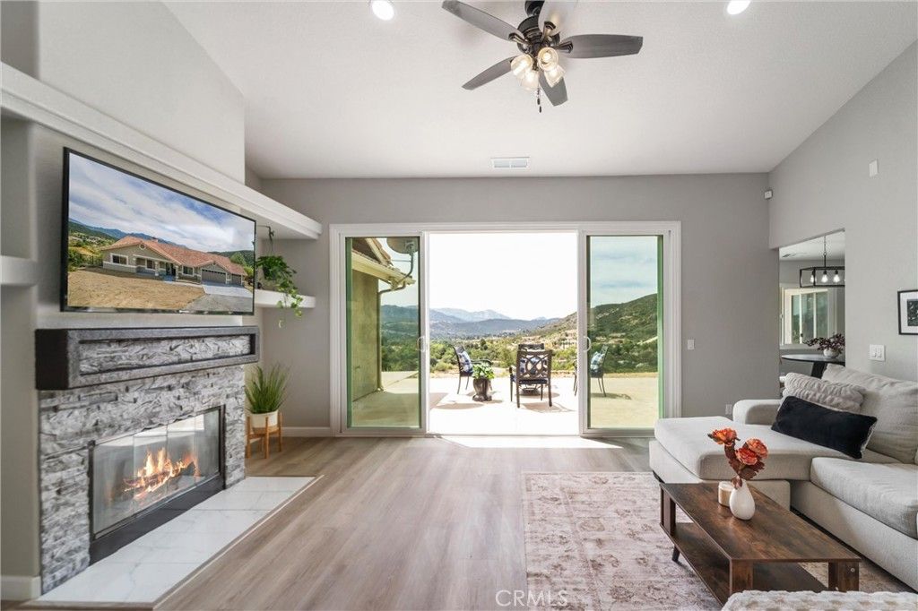 Image 1 of property listing at 23164 Vista Ramona, Ramona, CA 92065