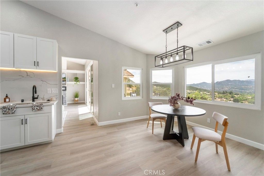 Image 21 of property listing at 23164 Vista Ramona, Ramona, CA 92065