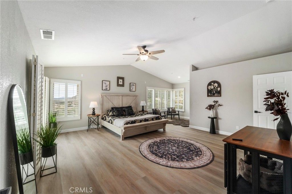 Image 23 of property listing at 23164 Vista Ramona, Ramona, CA 92065