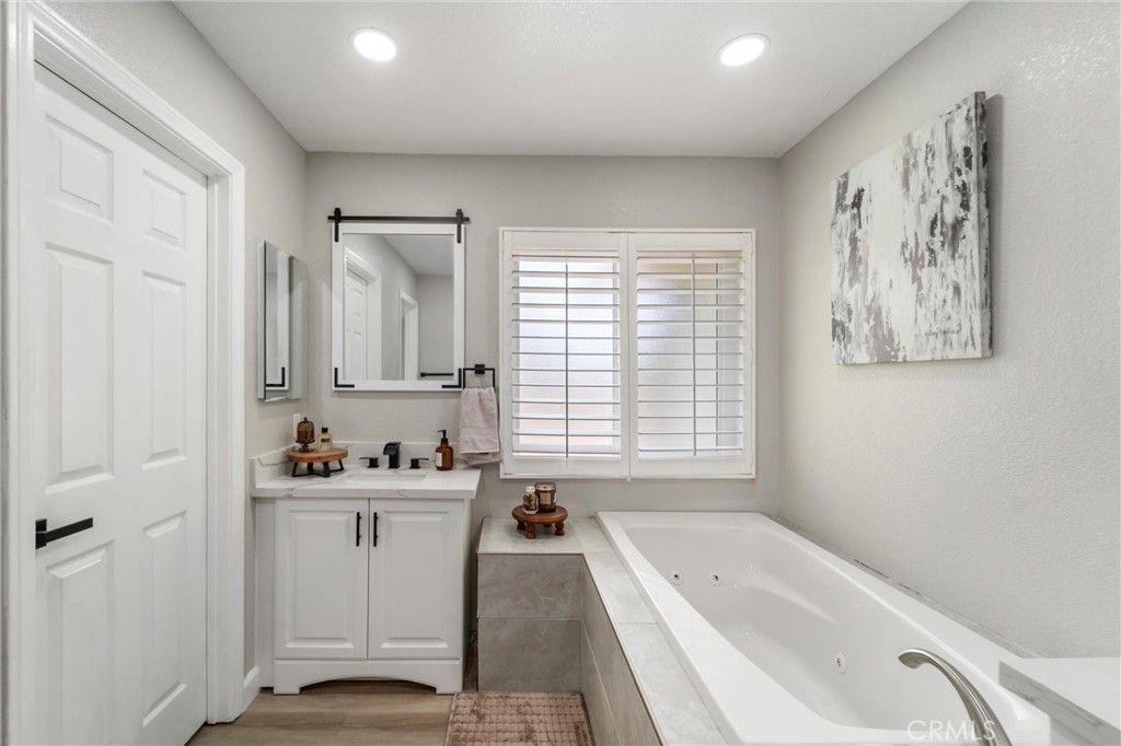 Image 30 of property listing at 23164 Vista Ramona, Ramona, CA 92065