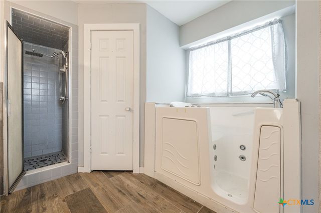 554 County Road 4707, Kempner, TX 76539