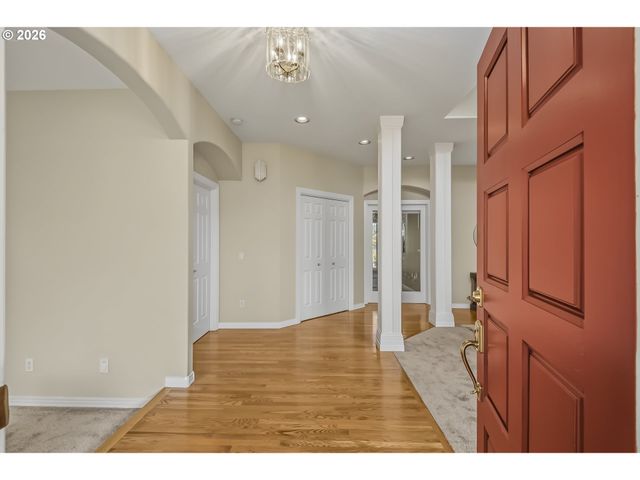 11770 Sw ASPEN RIDGE Dr, Tigard, OR 97224