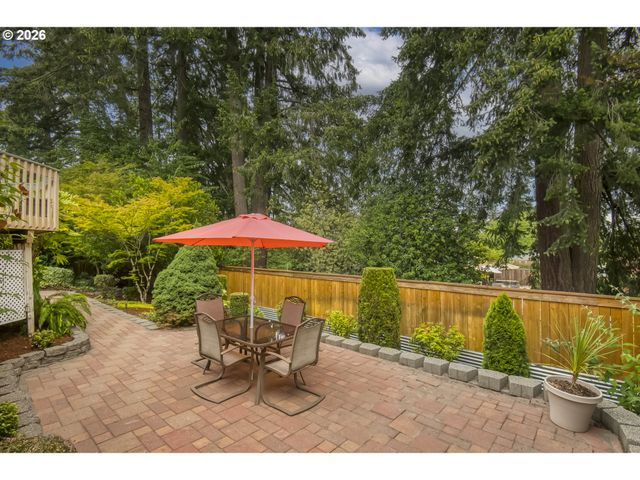 11770 Sw ASPEN RIDGE Dr, Tigard, OR 97224