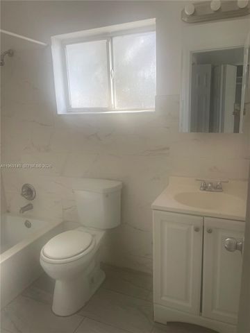 14305 NE 6th Ave 6, North Miami, FL 33161